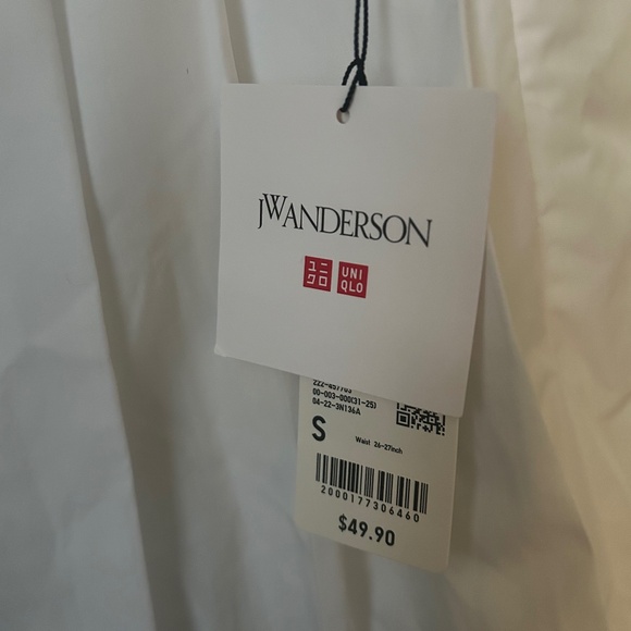 JW Anderson x Uniqlo Pleated Tennis Skirt - Picture 3 of 7